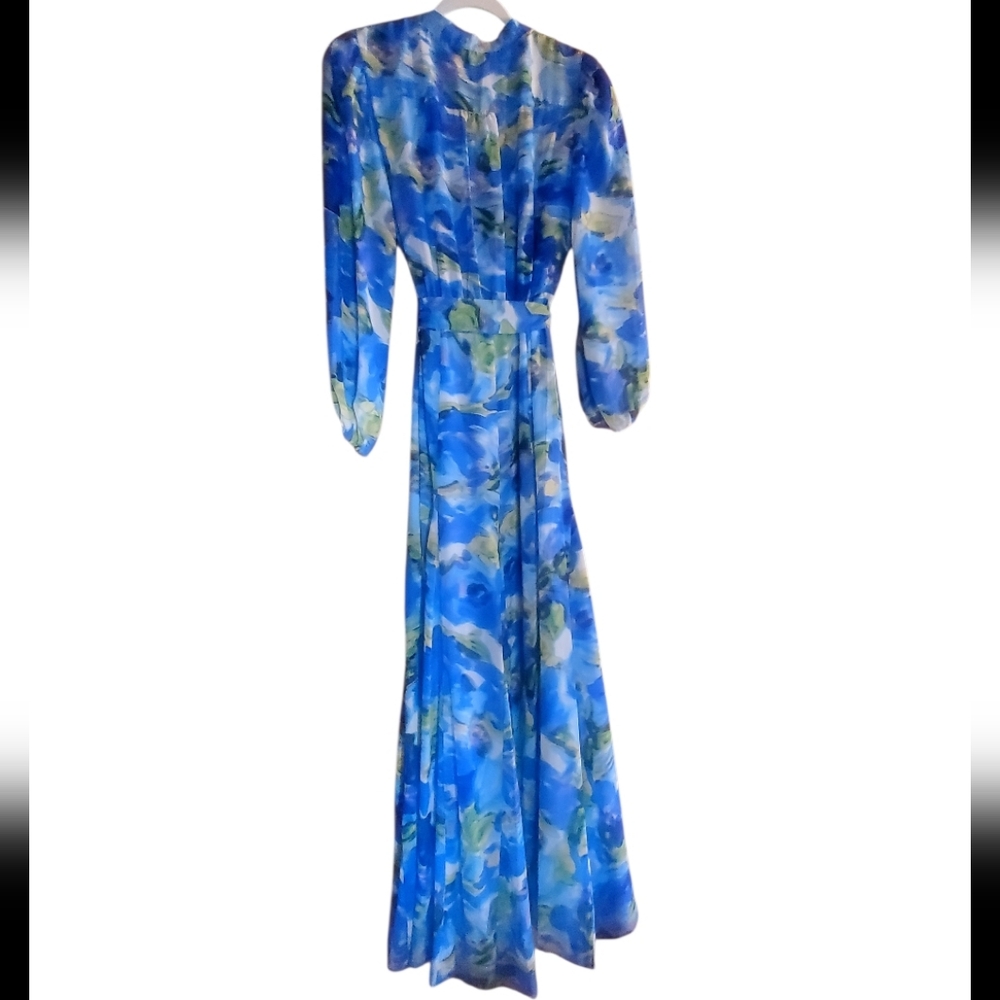 Taylor Periwinkle Watercolor Maxi V-Neck Button Front L/S Dress Size 8 NWT - Picture 2 of 11